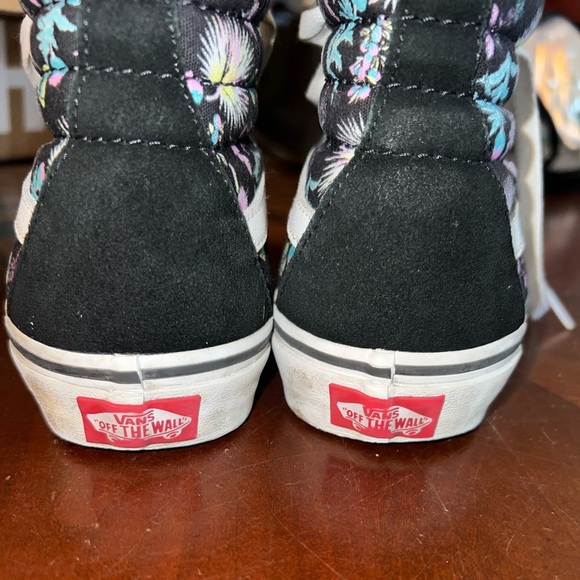 Vans Floral High-Top Sneakers - Picture 6 of 7